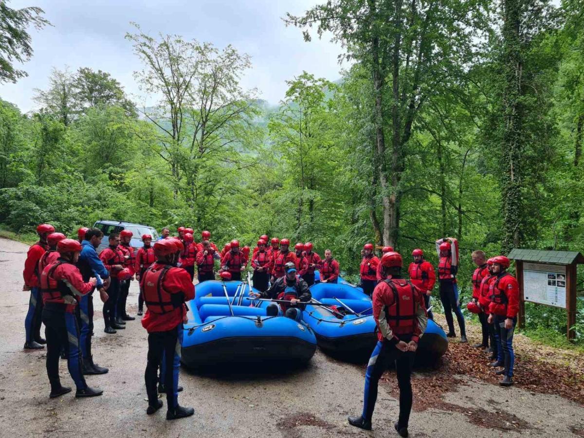 Rafting Blue River Tara Scepan-Polje Zewnętrze zdjęcie
